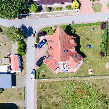 Апартаменты Strandhaus Whg_ 2 *